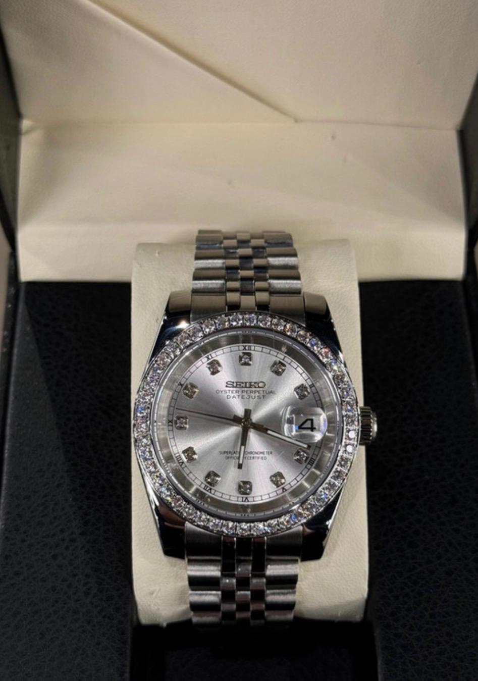 silver diamond dial Seiko NH35 mod watch with diamond bezel on stainless steel jubilee bracelet, presented in watch box